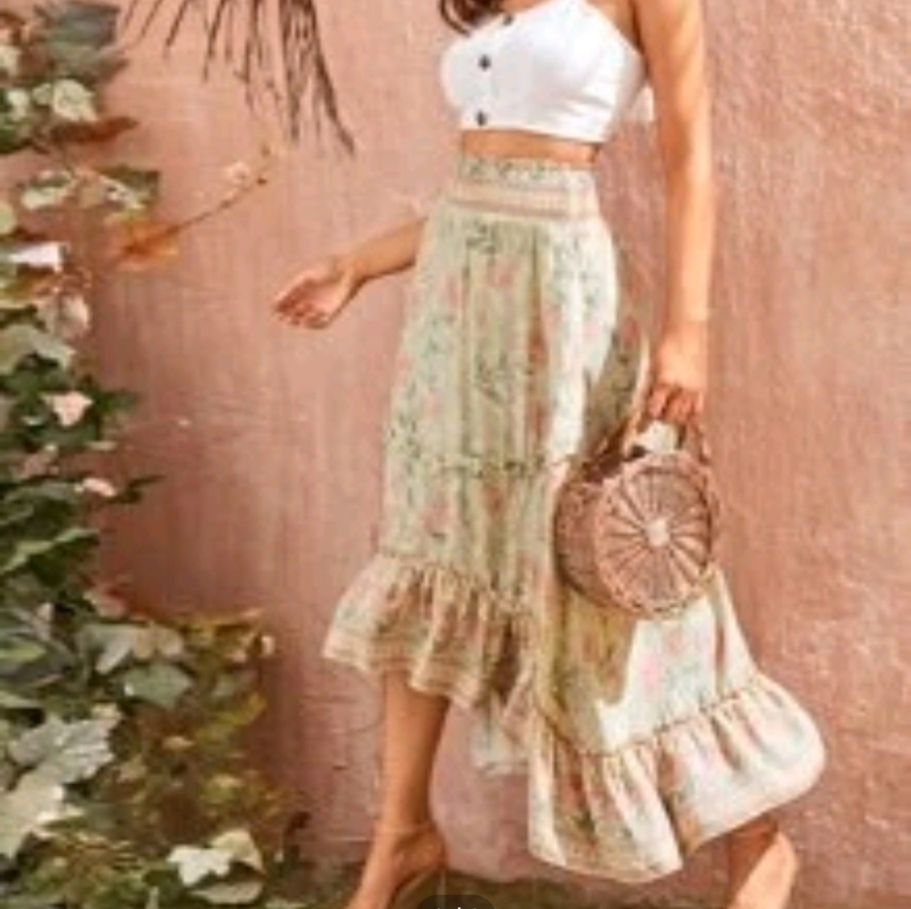 High low floral skirt
